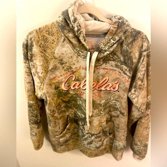 Cabela's Tops - Cabela’s      Camo Pullover Hoodie With Peach Embroidery